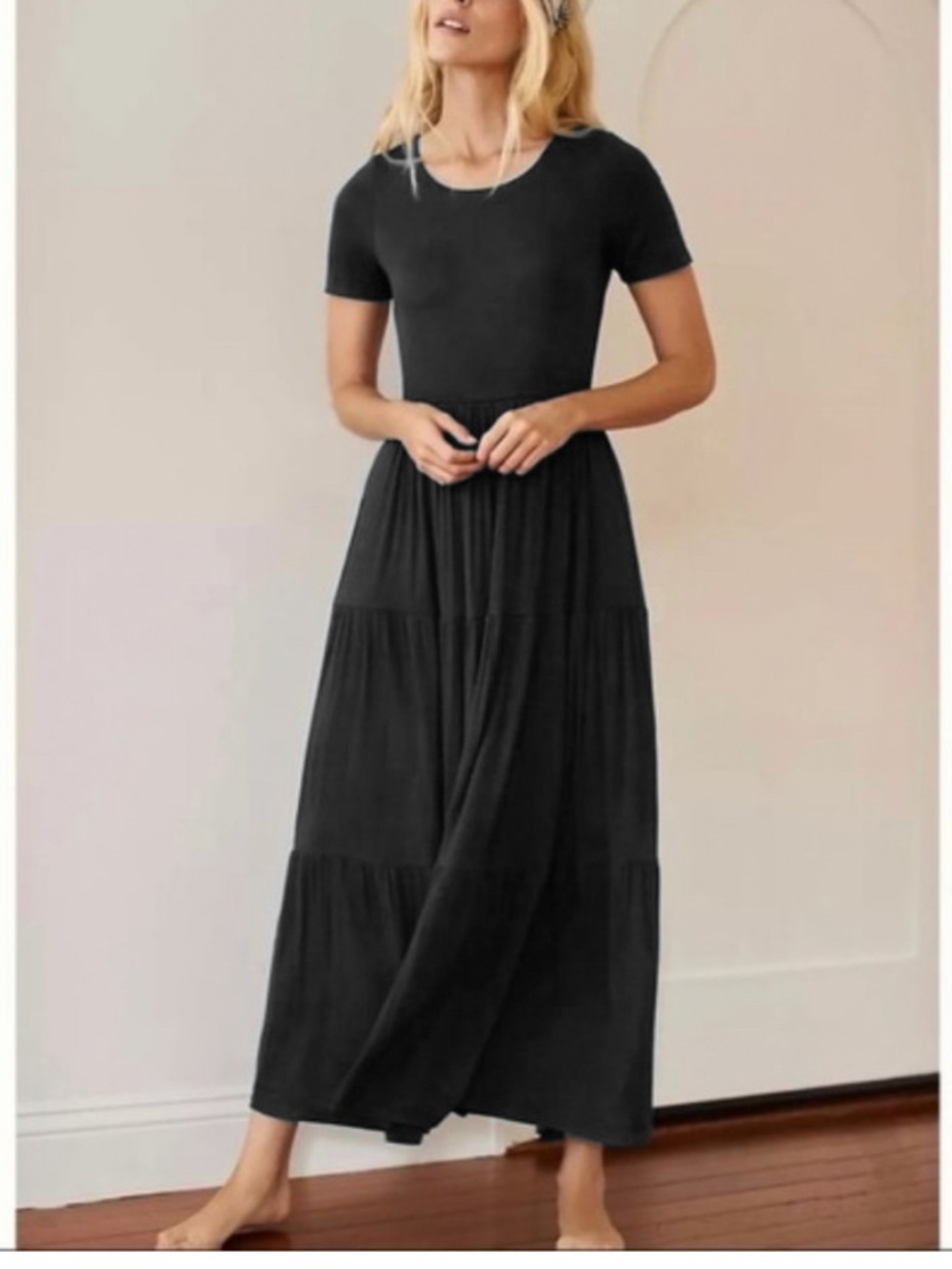Anthropologie - Saturday/Sunday Diantha Tiered Short Sleeve Maxi Dress in Black